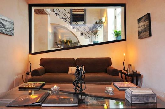 V... Boutique Hotel