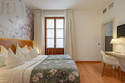 Hotel Párraga Siete