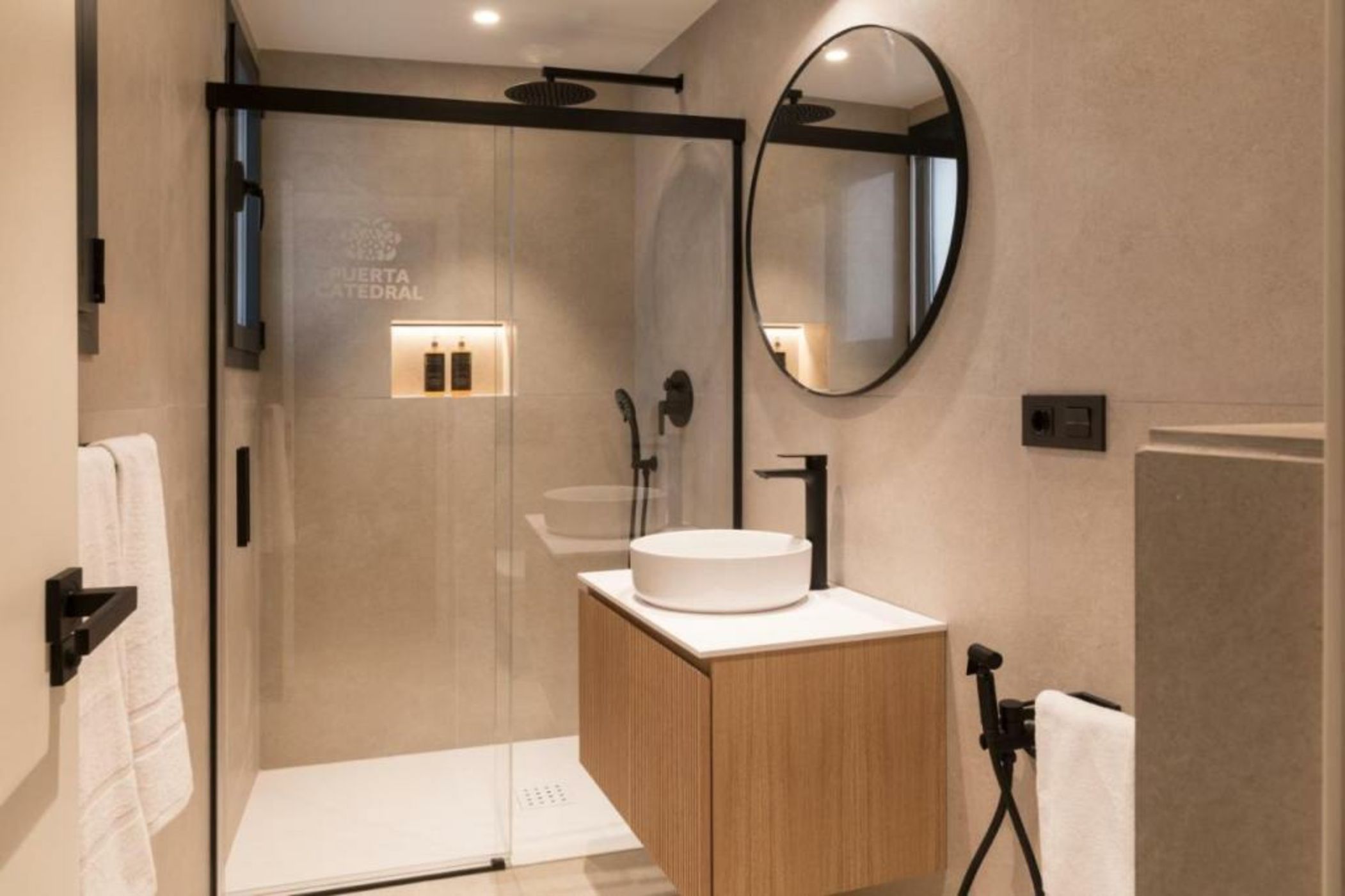 Puerta Catedral Suites