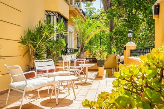 BYPILLOW Villa Lorena Adults Recommended