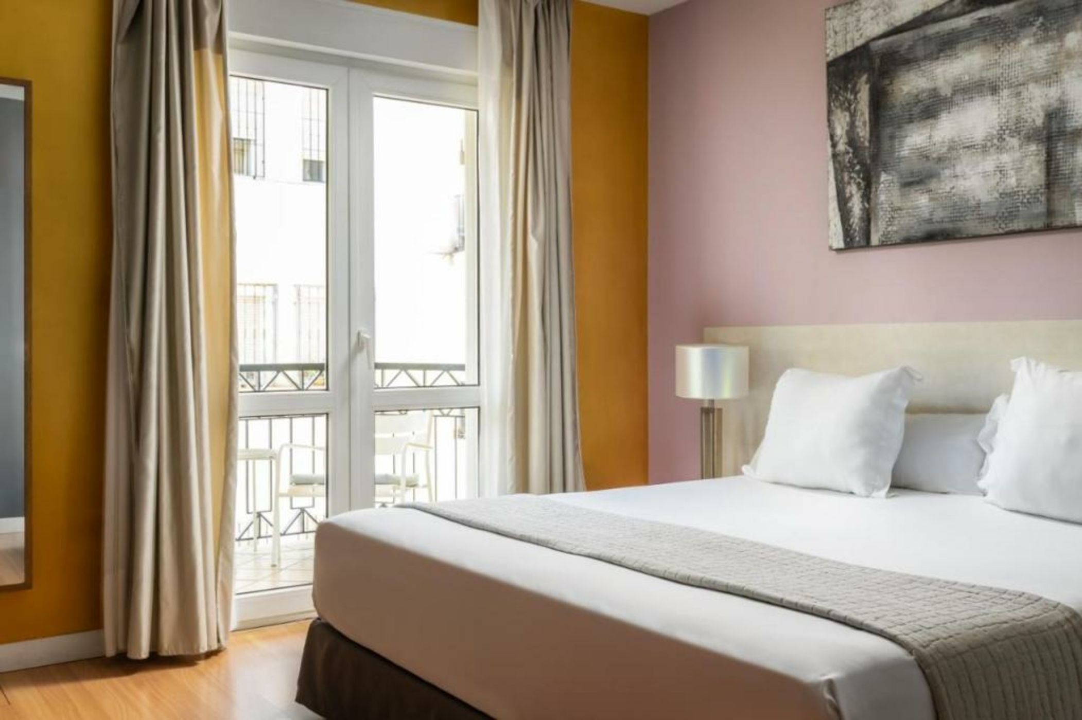 BYPILLOW Villa Lorena Adults Recommended
