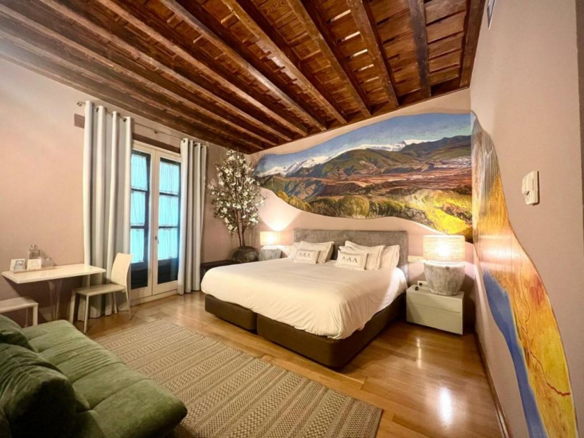 Gar Anat Hotel Boutique