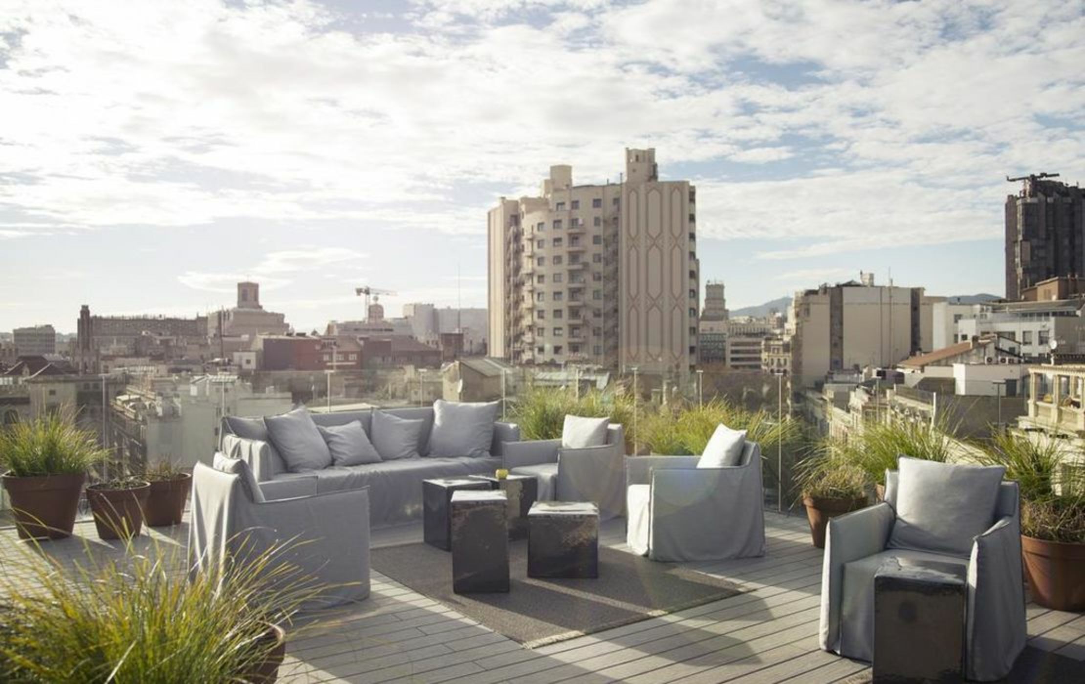 Yurbban Trafalgar Hotel