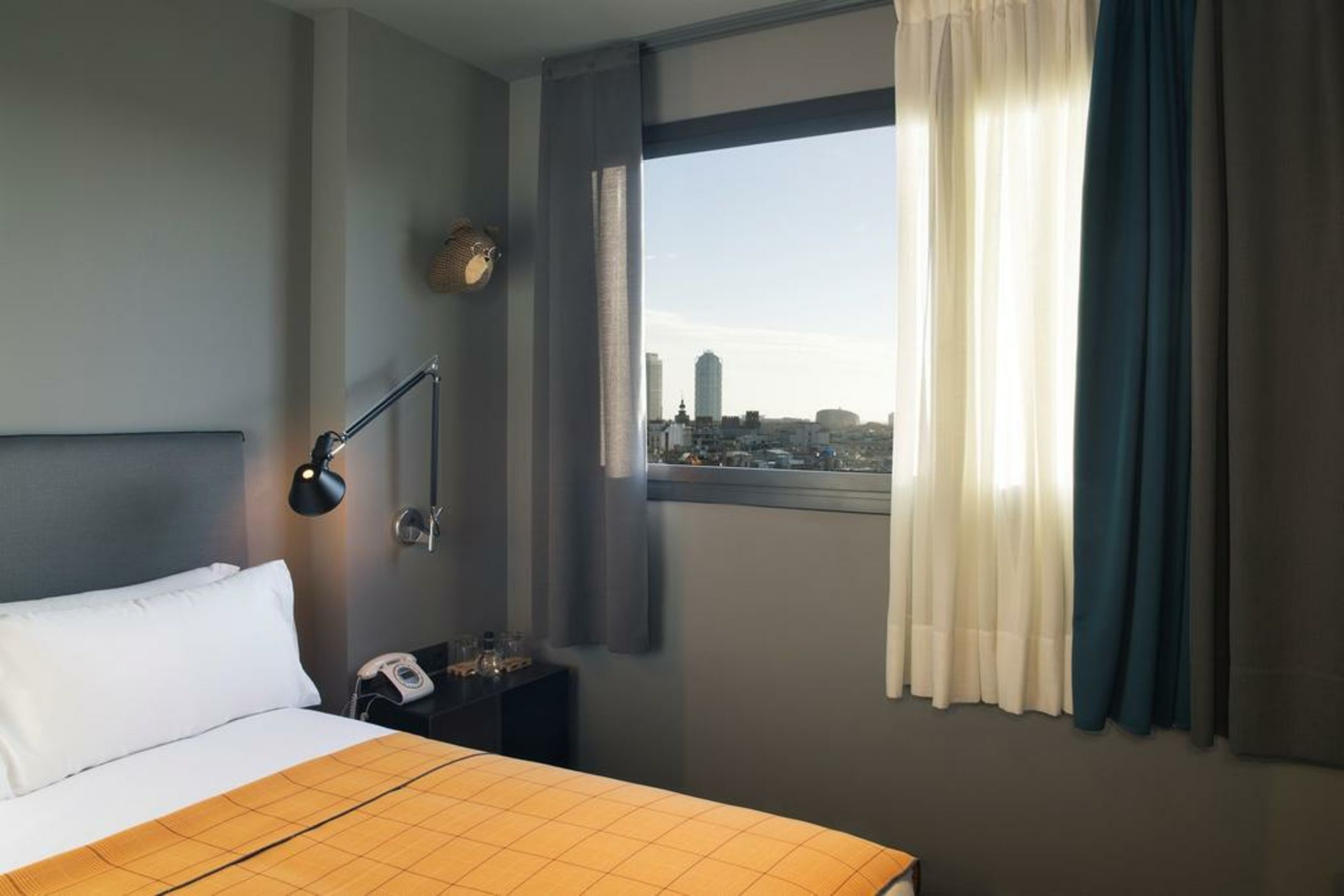 Yurbban Trafalgar Hotel