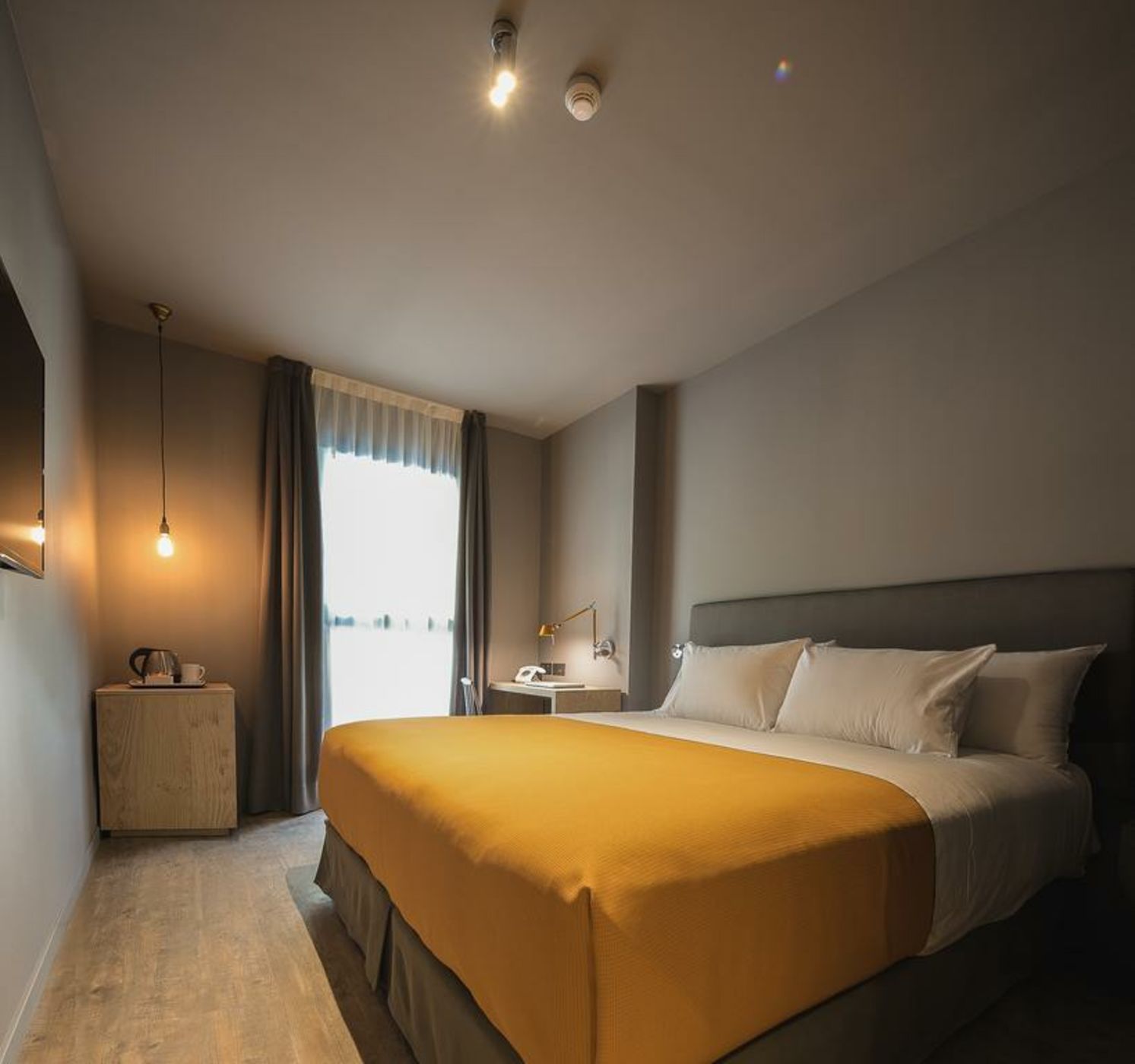 Yurbban Trafalgar Hotel