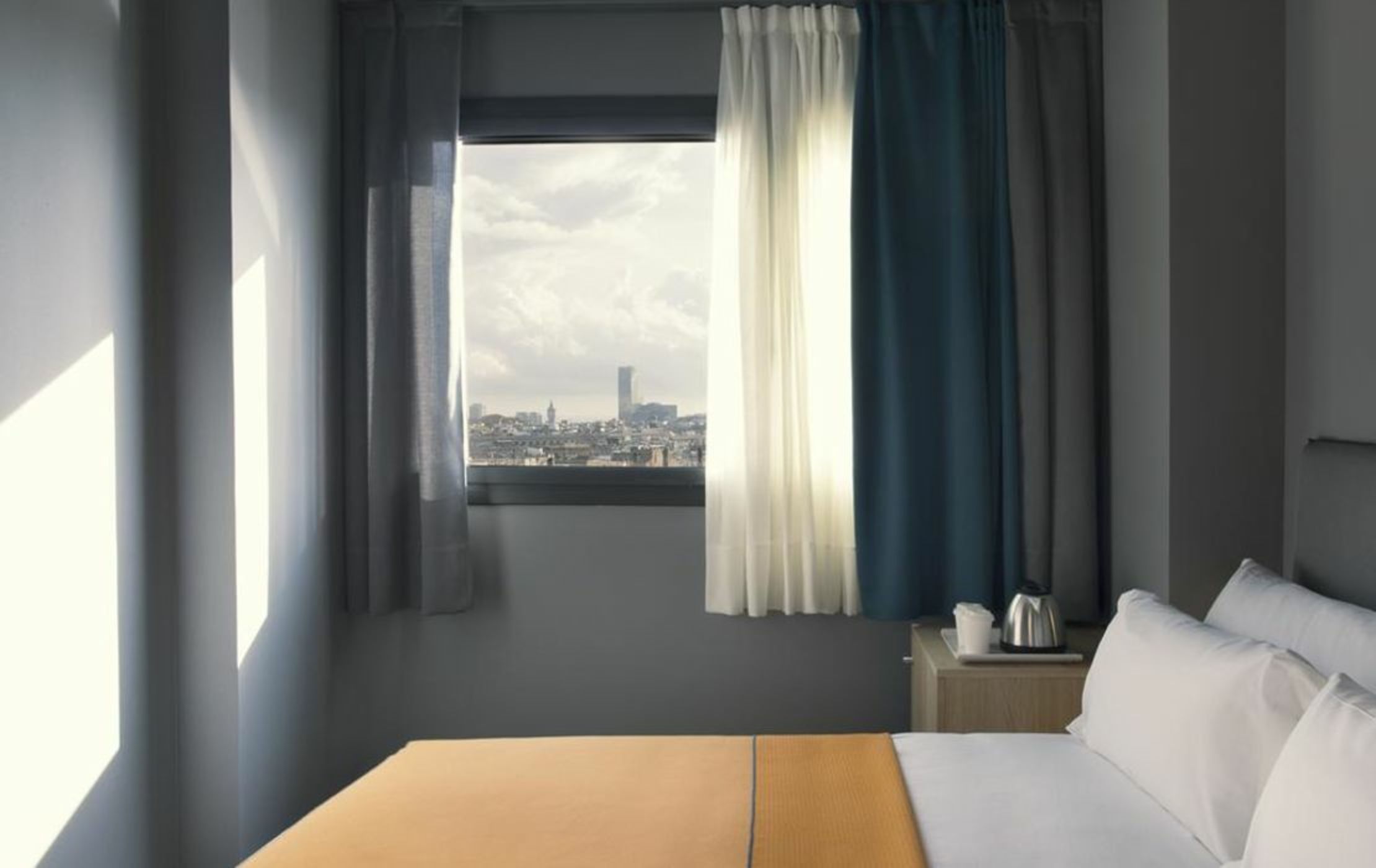 Yurbban Trafalgar Hotel