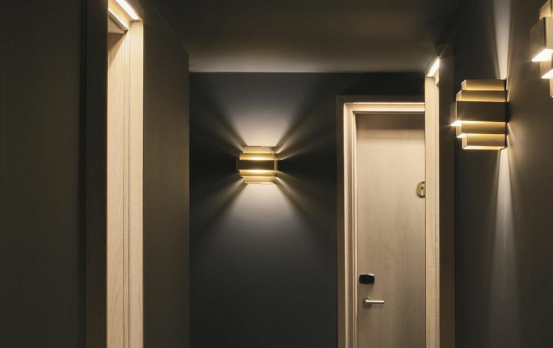 Yurbban Trafalgar Hotel