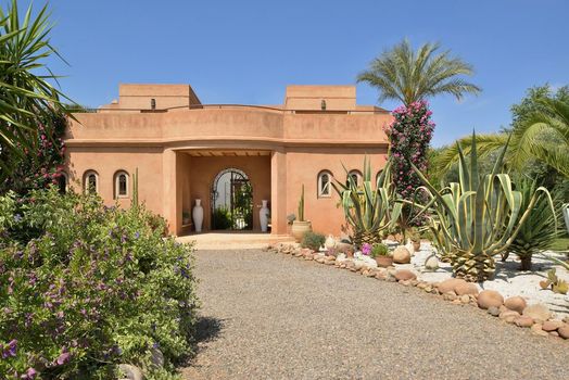 Villa Dinari