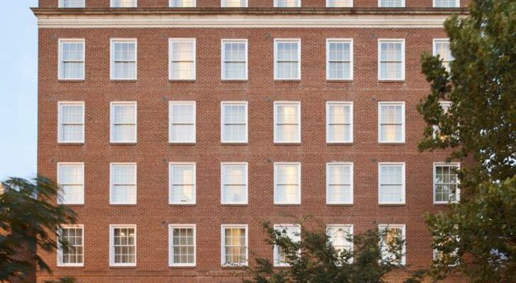 The Graham Hotel Washington DC Tapestry Collection by Hilton
