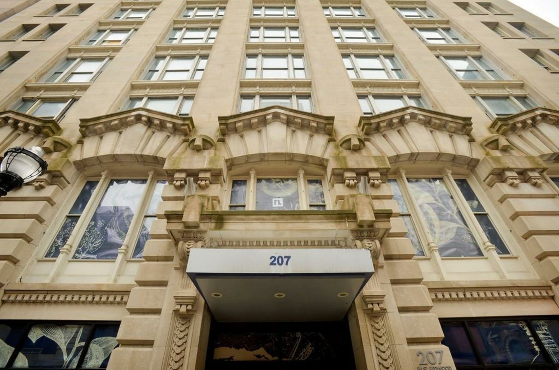 Hotel RL Baltimore Inner Harbor