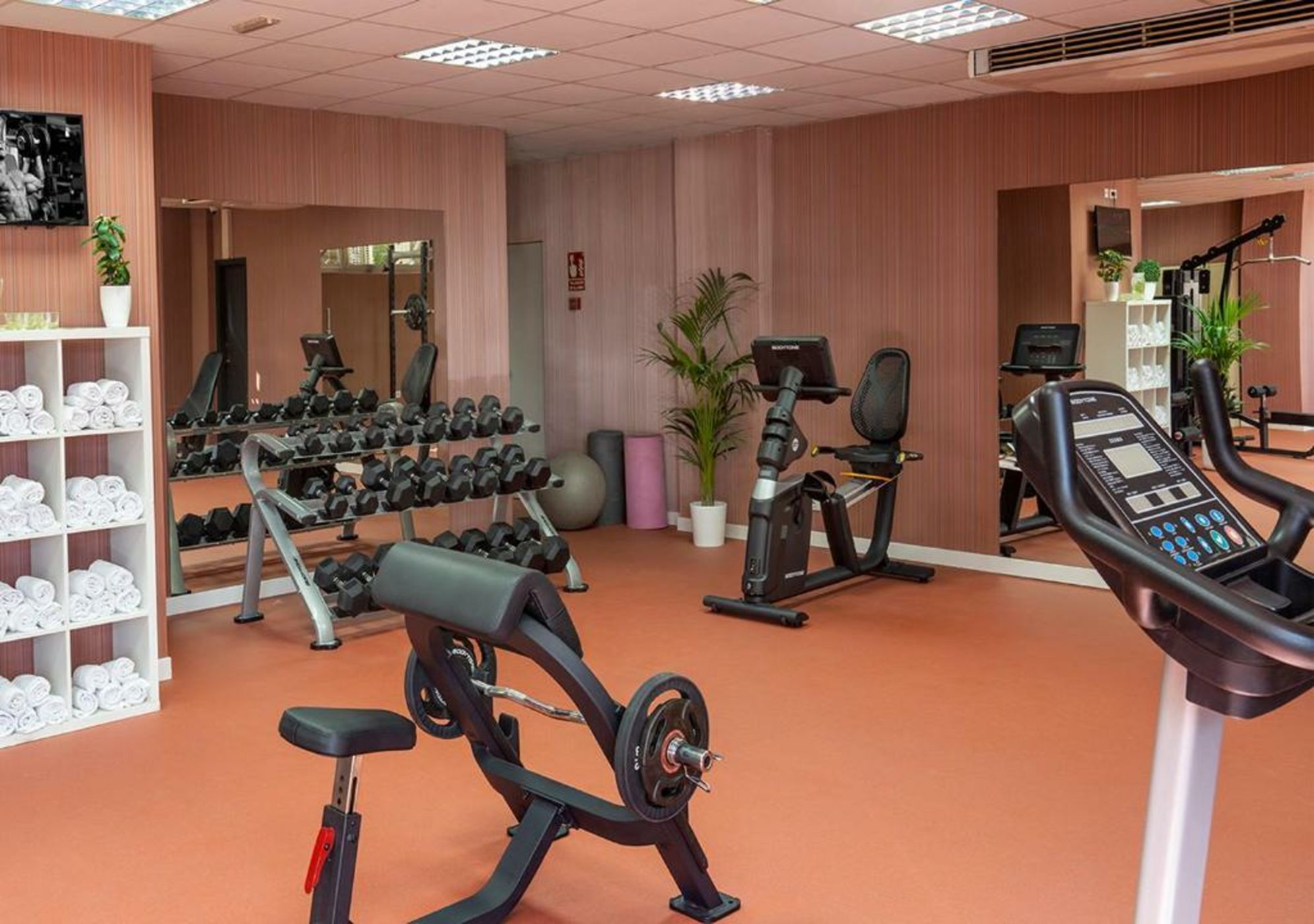 AxelBeach Maspalomas - Apartments and Lounge Club - Adults Only