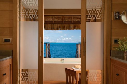 Four Seasons Resort Bora Bora