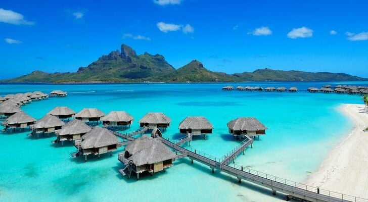 Four Seasons Resort Bora Bora