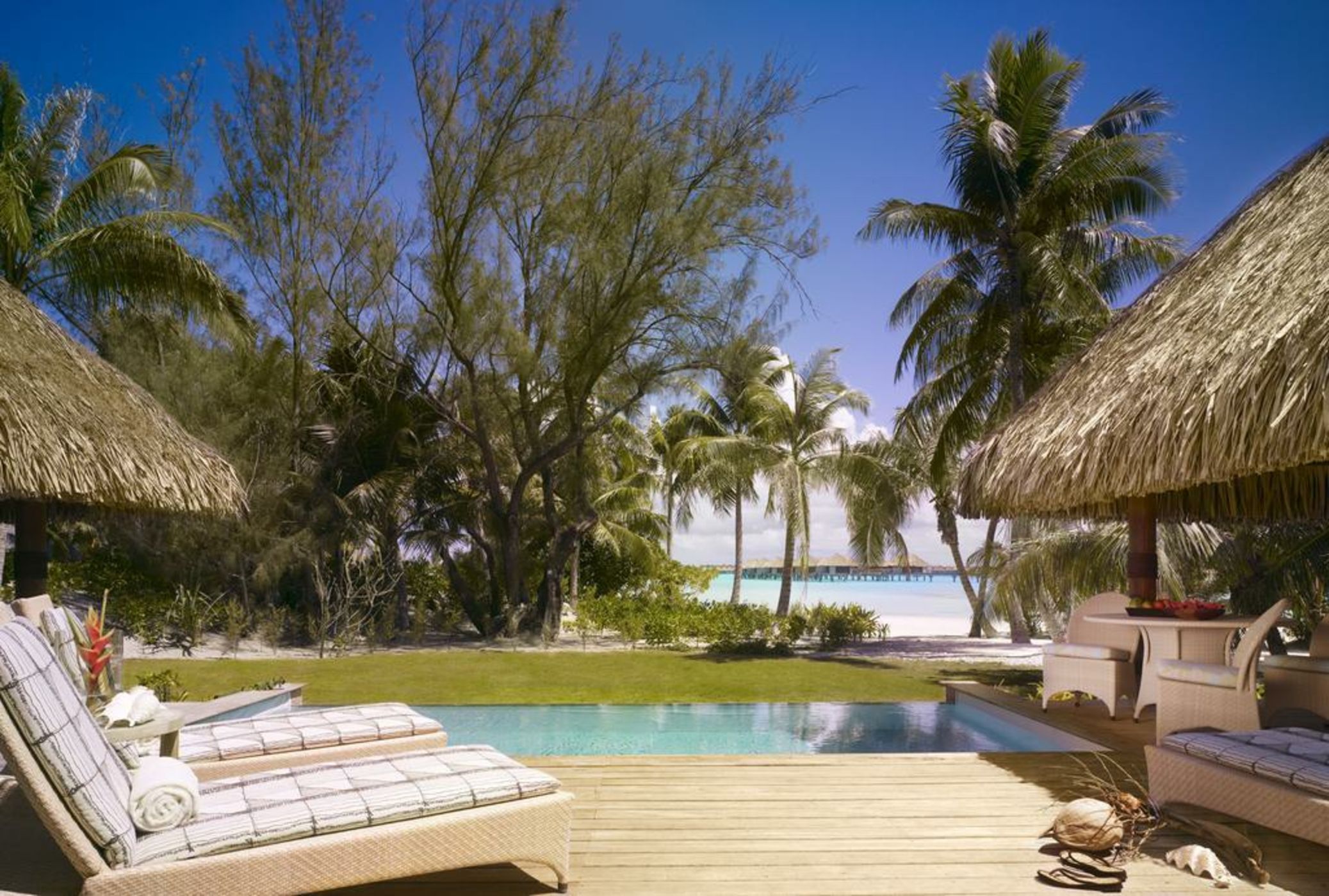 Four Seasons Resort Bora Bora