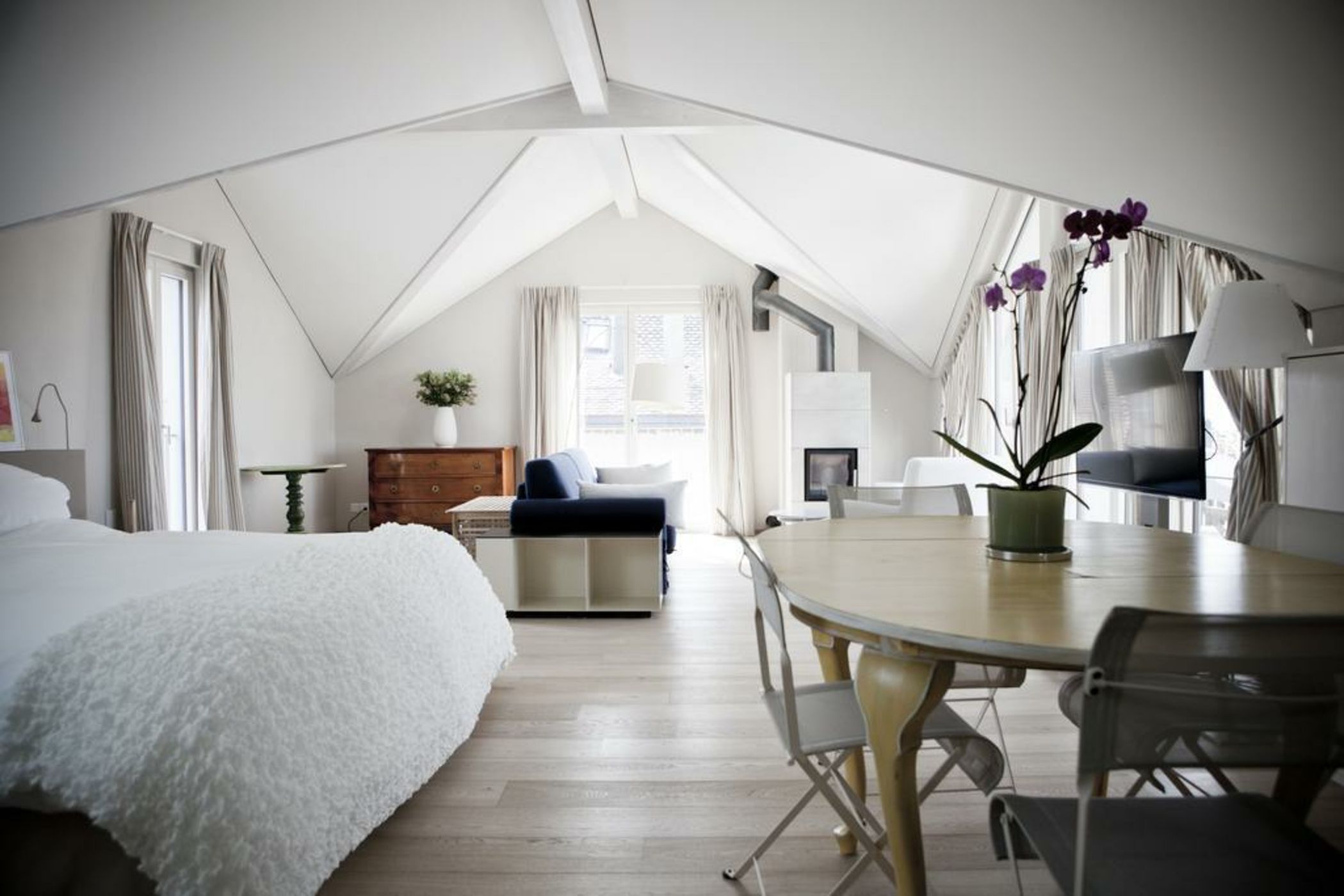 Le Coq Chantant B&B and Boutique Hotel St-Livres