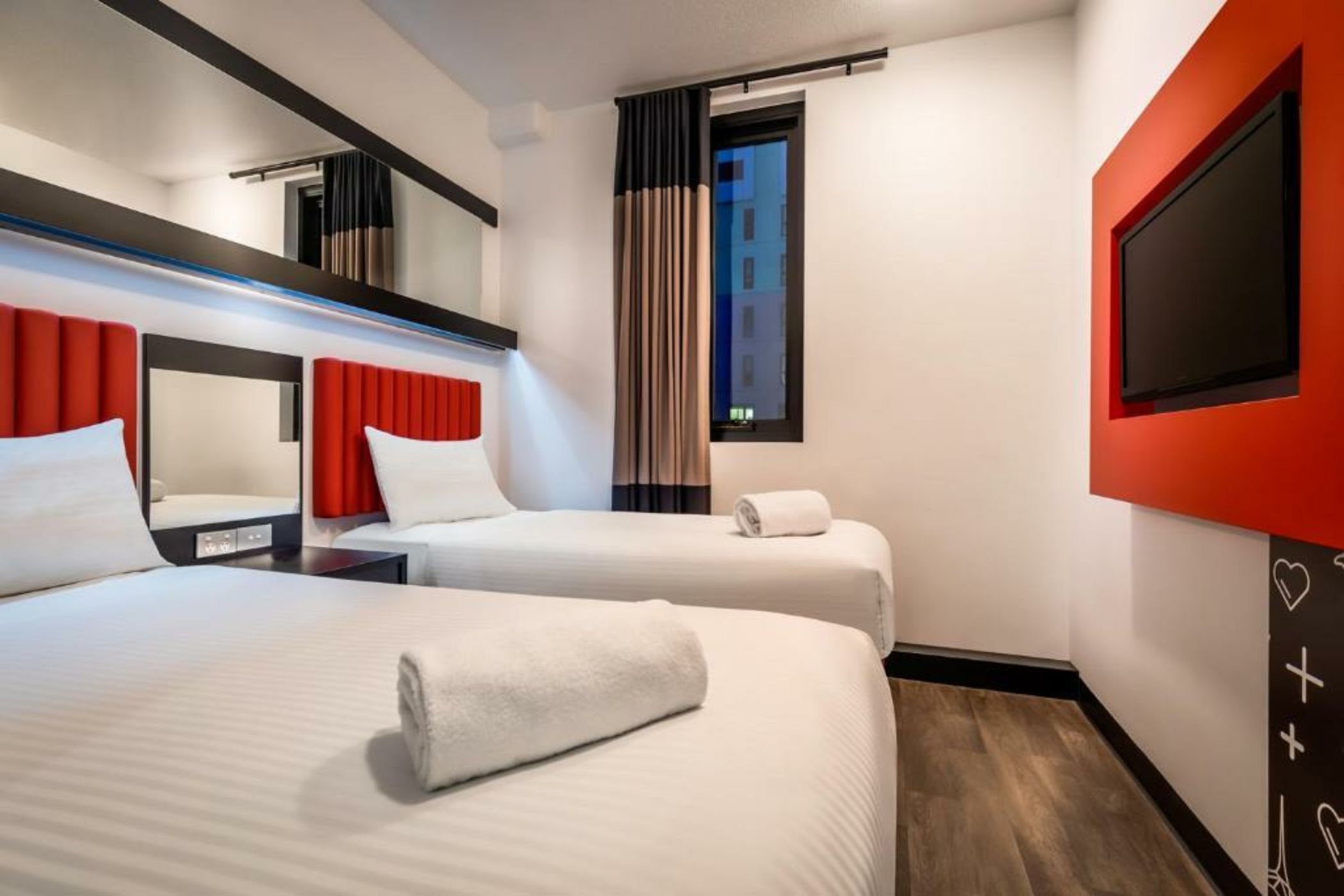 Essence Hotel Carlton