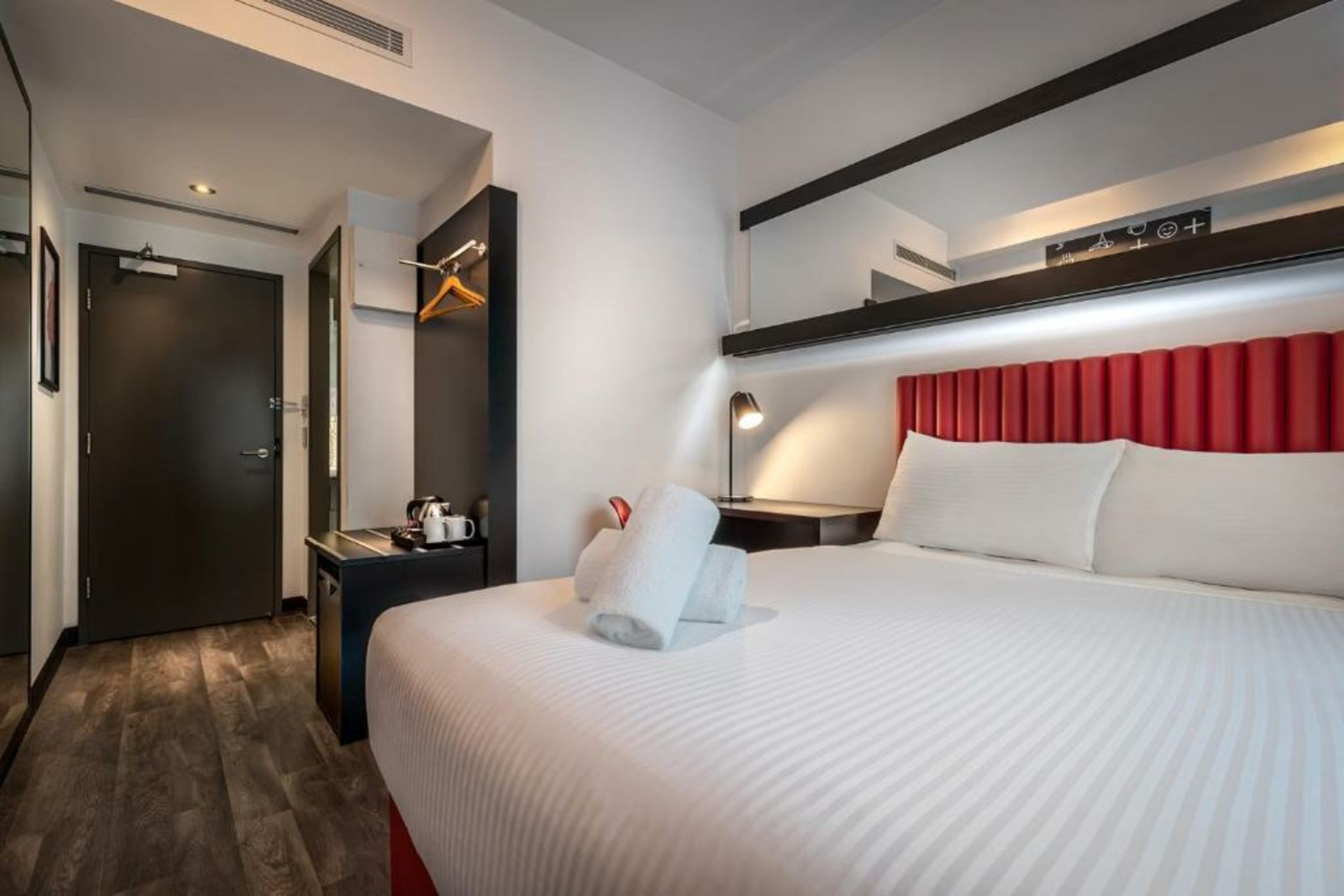 Essence Hotel Carlton