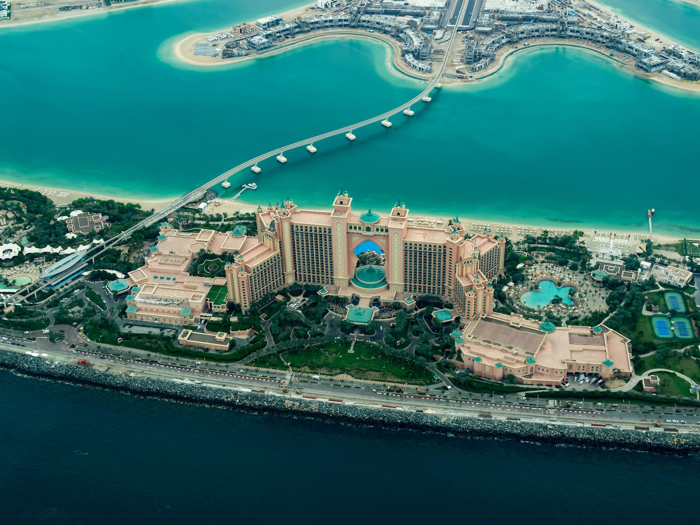 Hotel location: Tips to ensure a safe & convenient stay